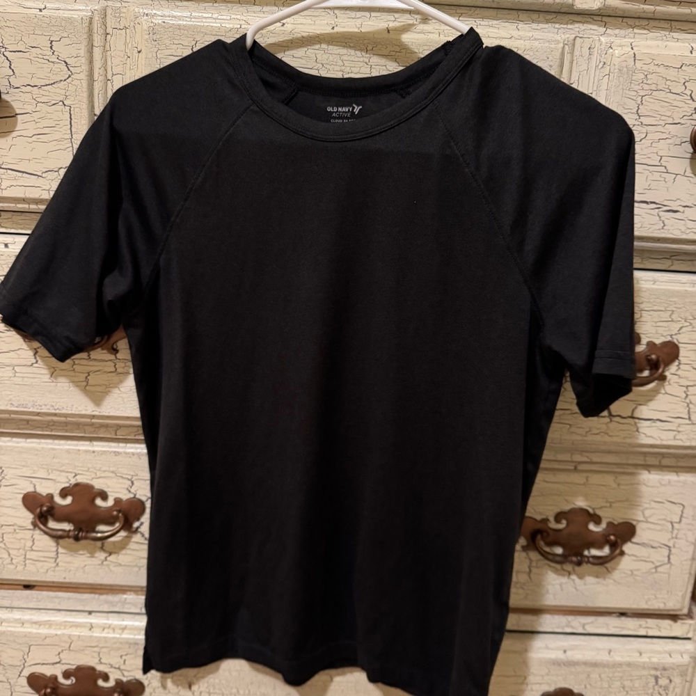 Old Navy Active Cloud Charcoal Gray Performance Tee